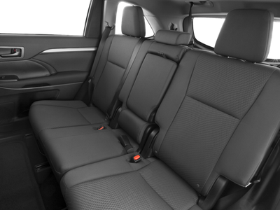 2016 Toyota Highlander LE V6