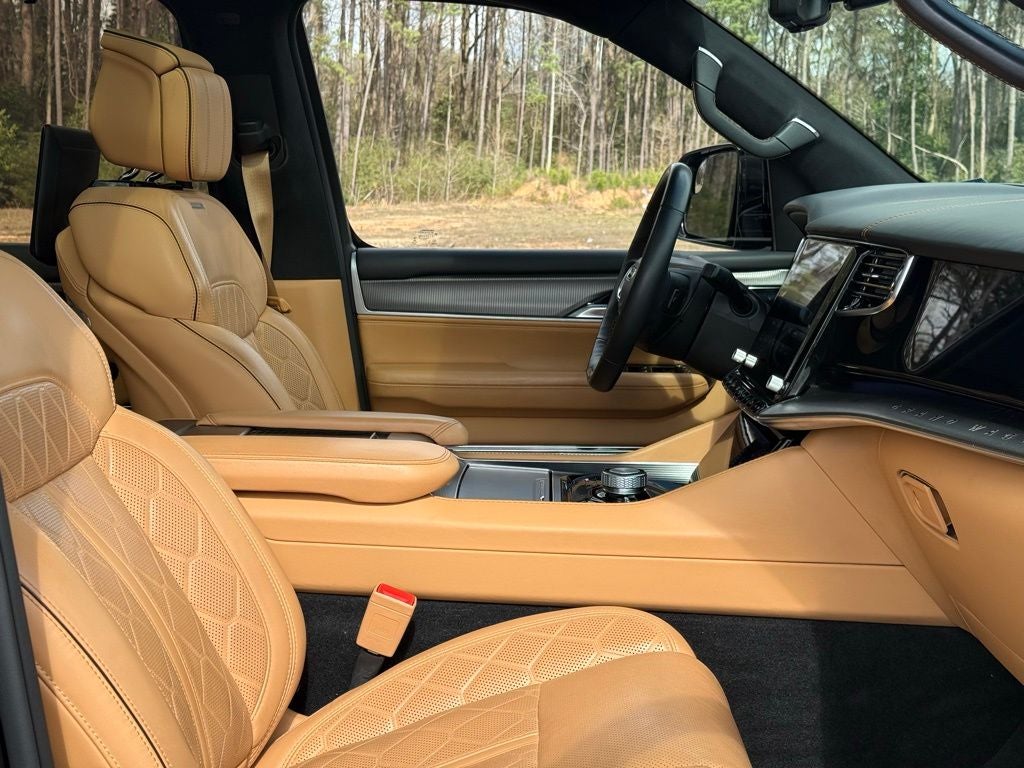 2023 Jeep Grand Wagoneer Series III