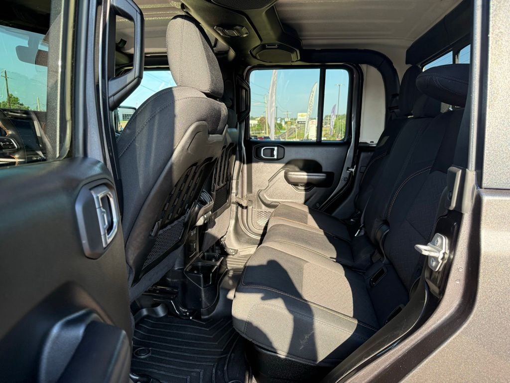2021 Jeep Gladiator Mojave
