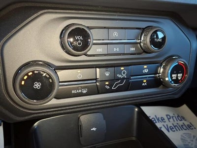 2025 Ford Bronco Base