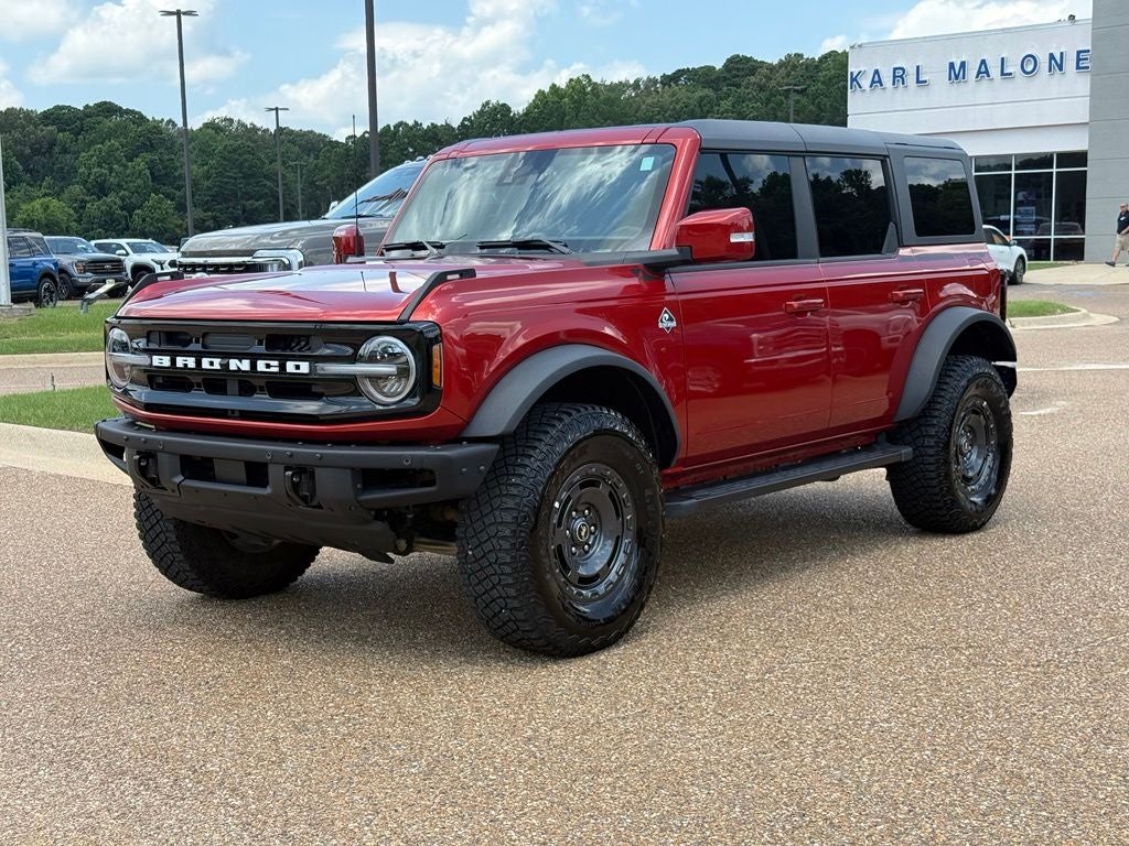 2024 Ford Bronco Outer Banks