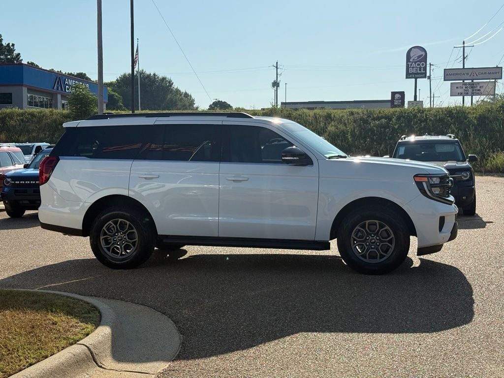 2027 Ford Expedition Active