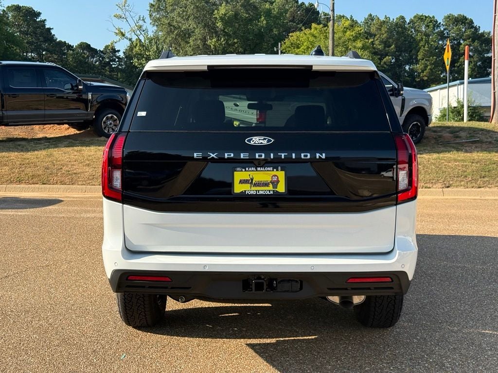 2027 Ford Expedition Active