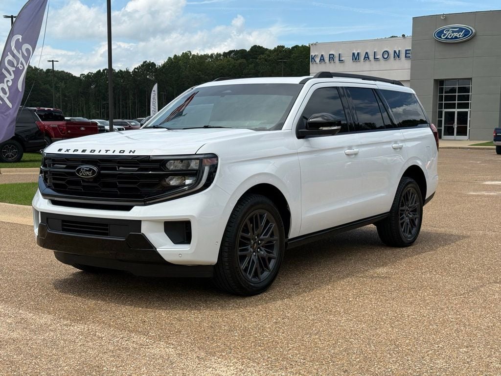 2025 Ford Expedition Platinum 4x4's photo