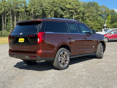 2027 Ford Expedition King Ranch