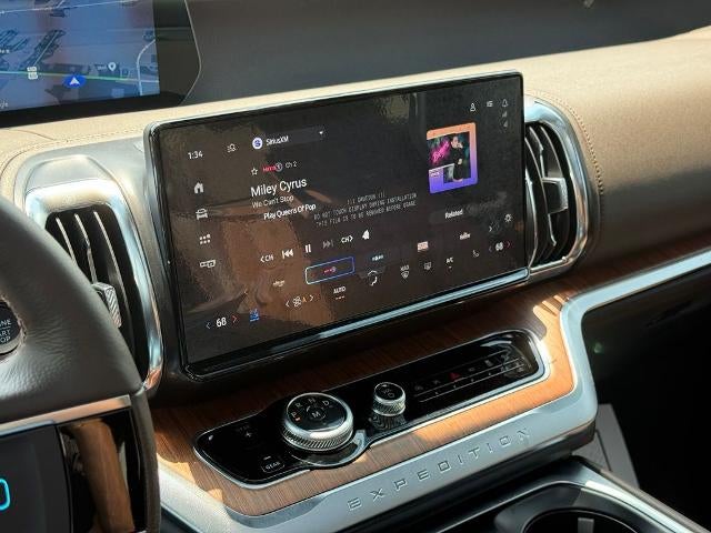 2027 Ford Expedition King Ranch