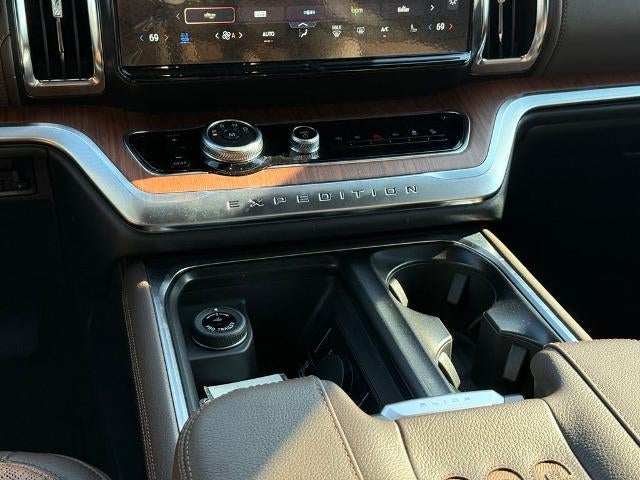2027 Ford Expedition King Ranch