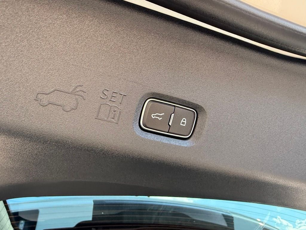 2027 Ford Expedition King Ranch