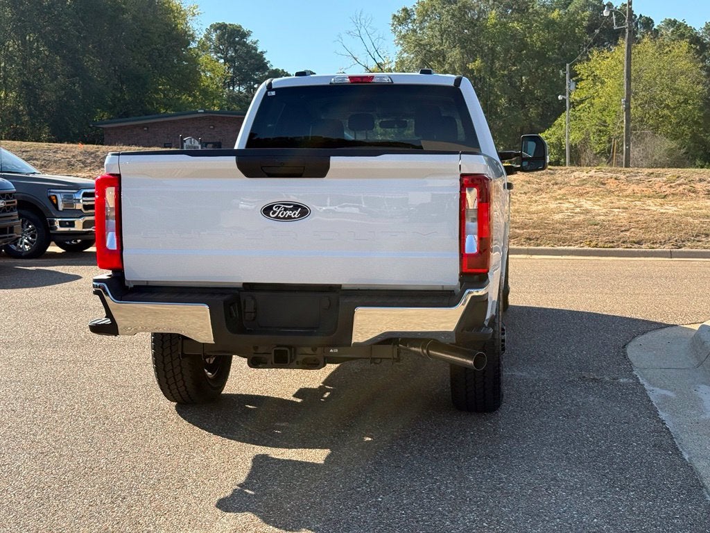 2027 Ford F-250SD XLT