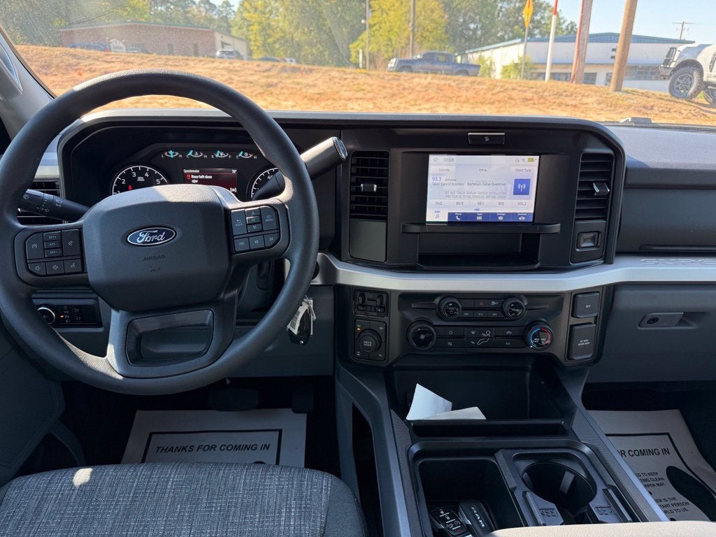 2027 Ford F-250SD XLT