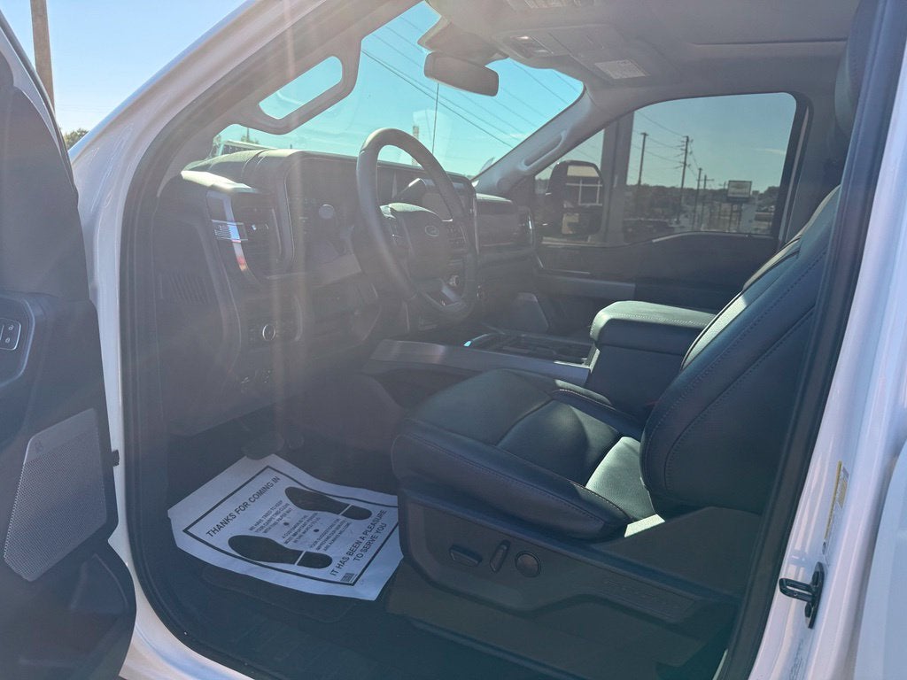 2026 Ford F-350SD Lariat