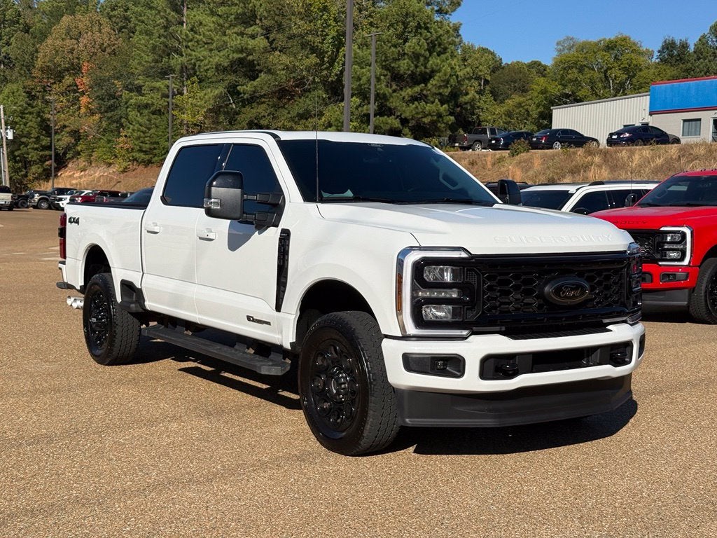 2026 Ford F-350SD Lariat