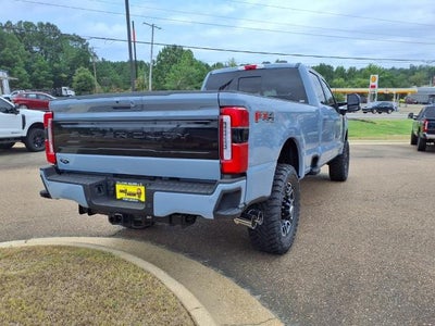 2025 Ford F-350SD Platinum