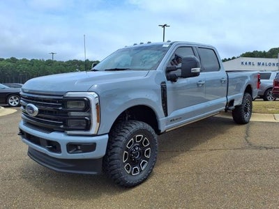 2025 Ford F-350SD Platinum