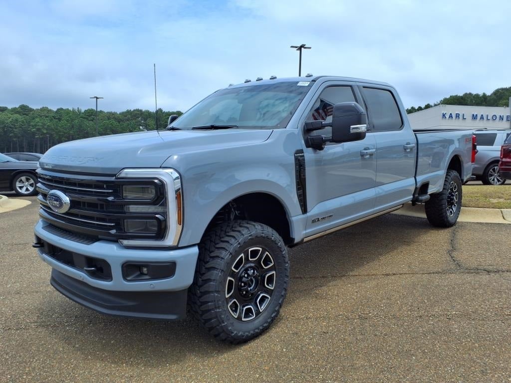 2025 Ford F-350SD Platinum