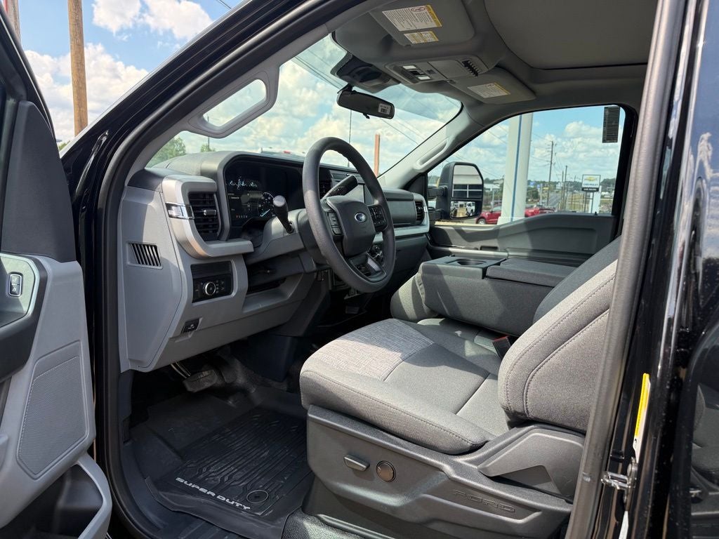 2026 Ford F-350SD XLT DRW