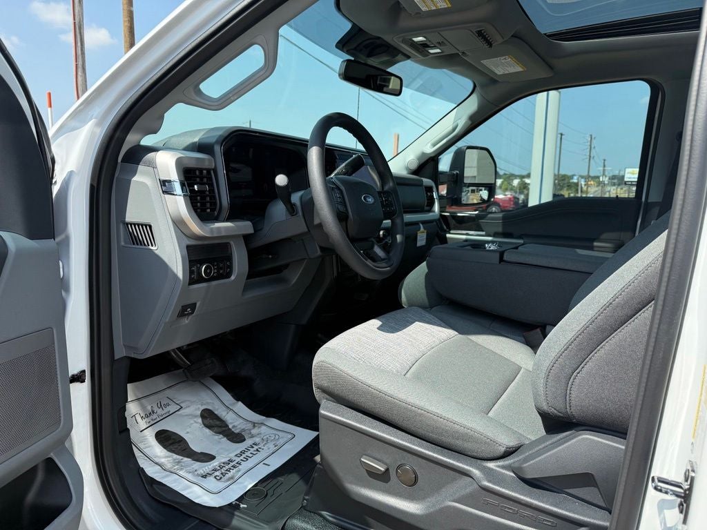 2026 Ford F-350SD XLT DRW