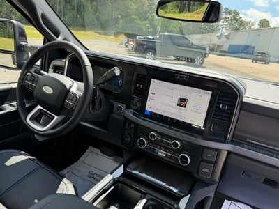 2026 Ford F-350SD Platinum DRW