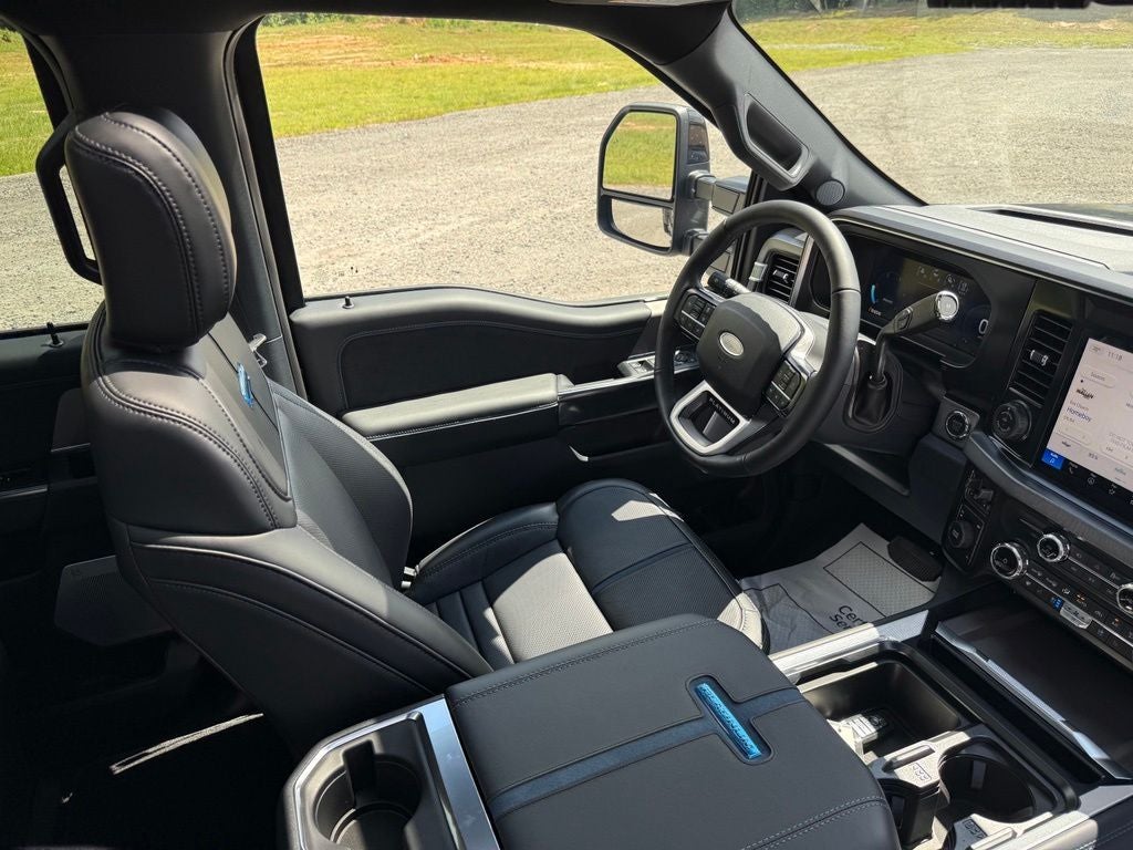2026 Ford F-350SD Platinum DRW