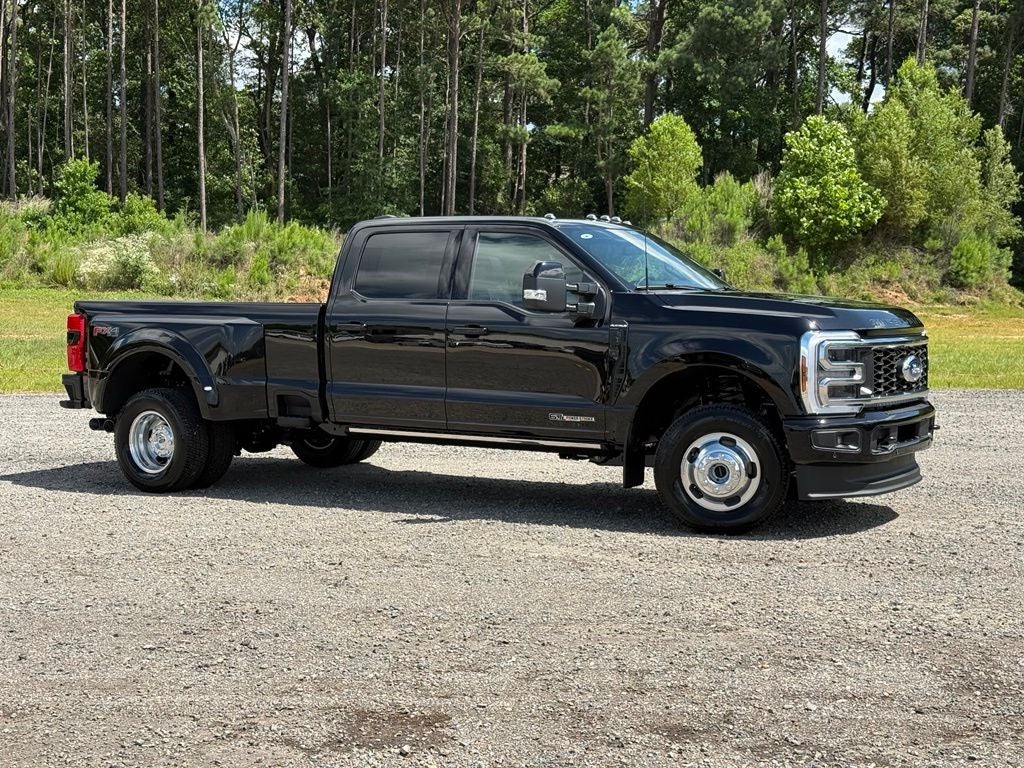 2026 Ford F-350SD Platinum DRW