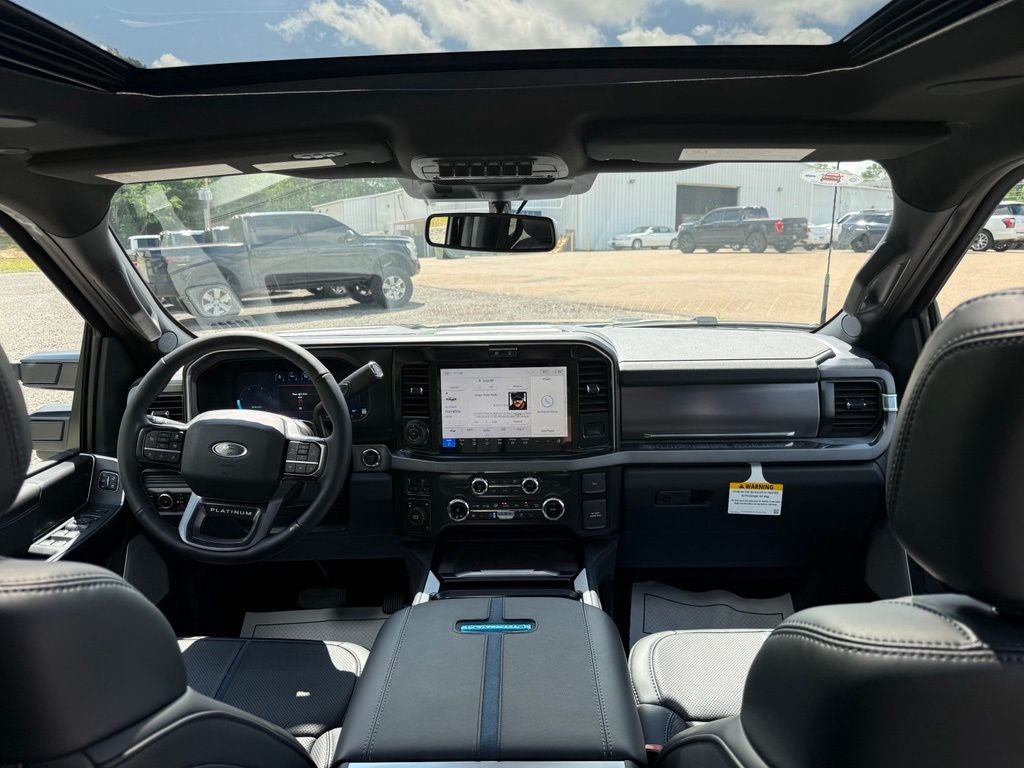 2026 Ford F-350SD Platinum DRW