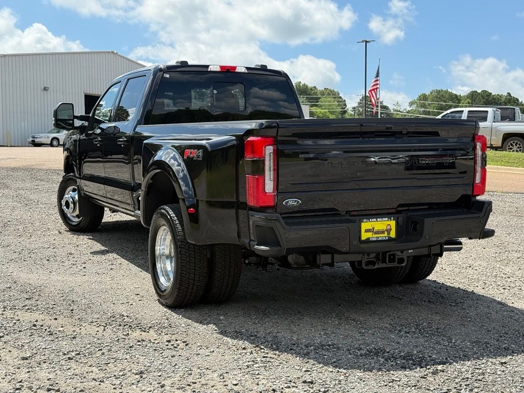 2026 Ford F-350SD Platinum DRW