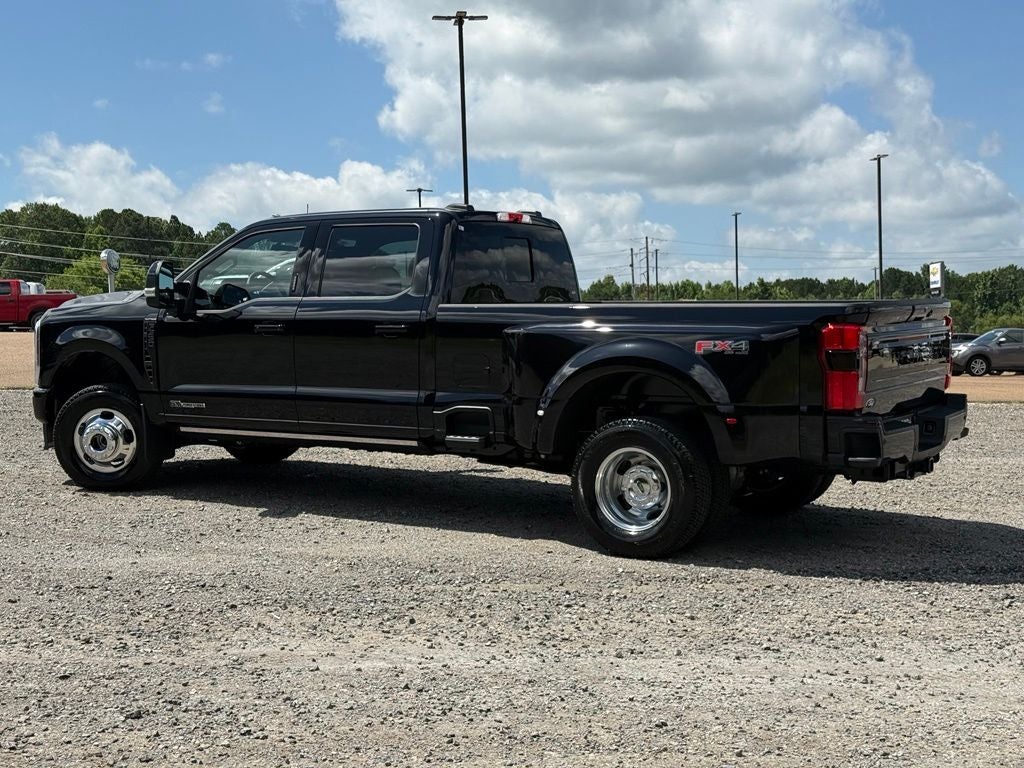 2026 Ford F-350SD Platinum DRW