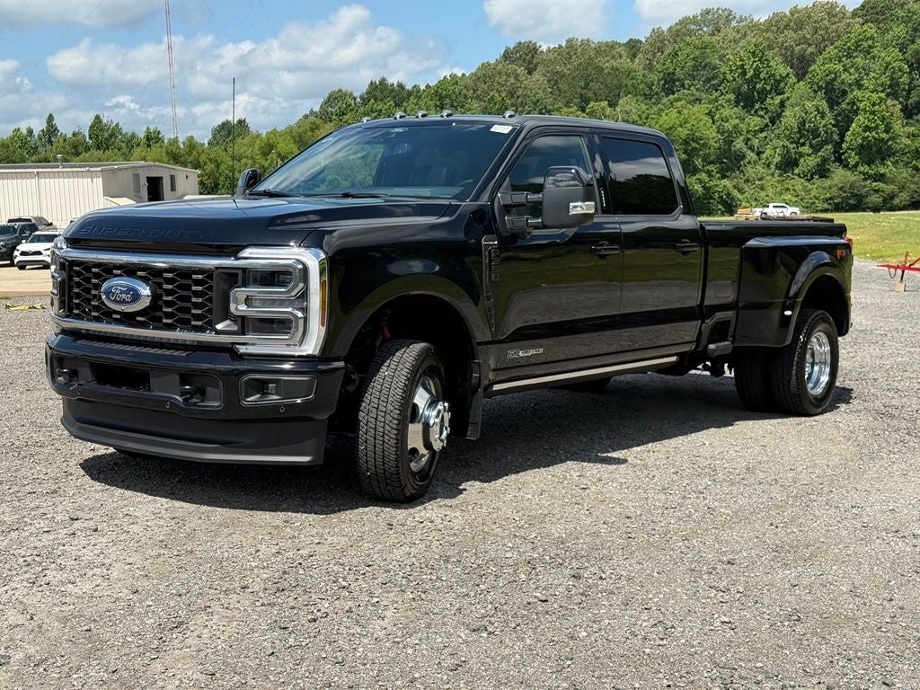 2026 Ford F-350SD Platinum DRW