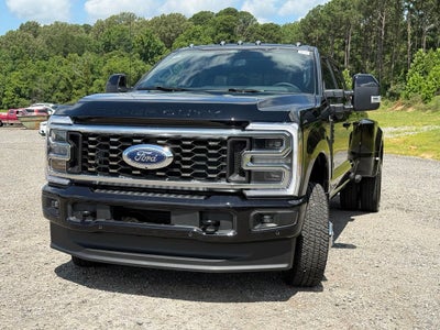 2026 Ford F-350SD Platinum DRW