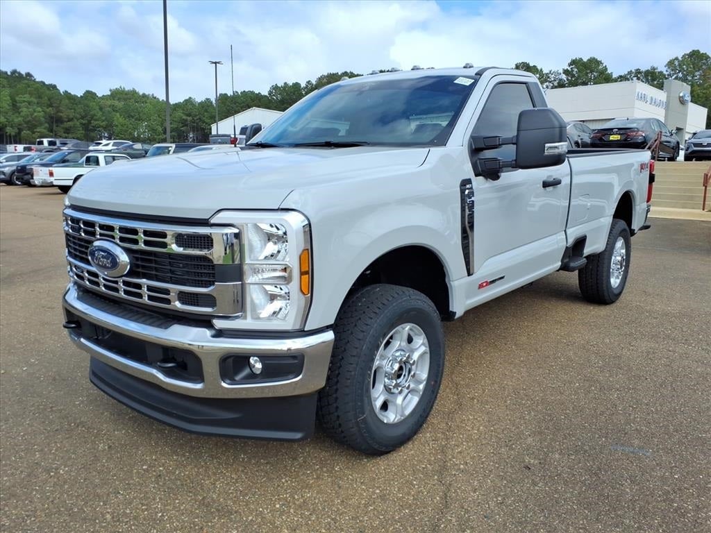 2026 Ford F-350SD XLT