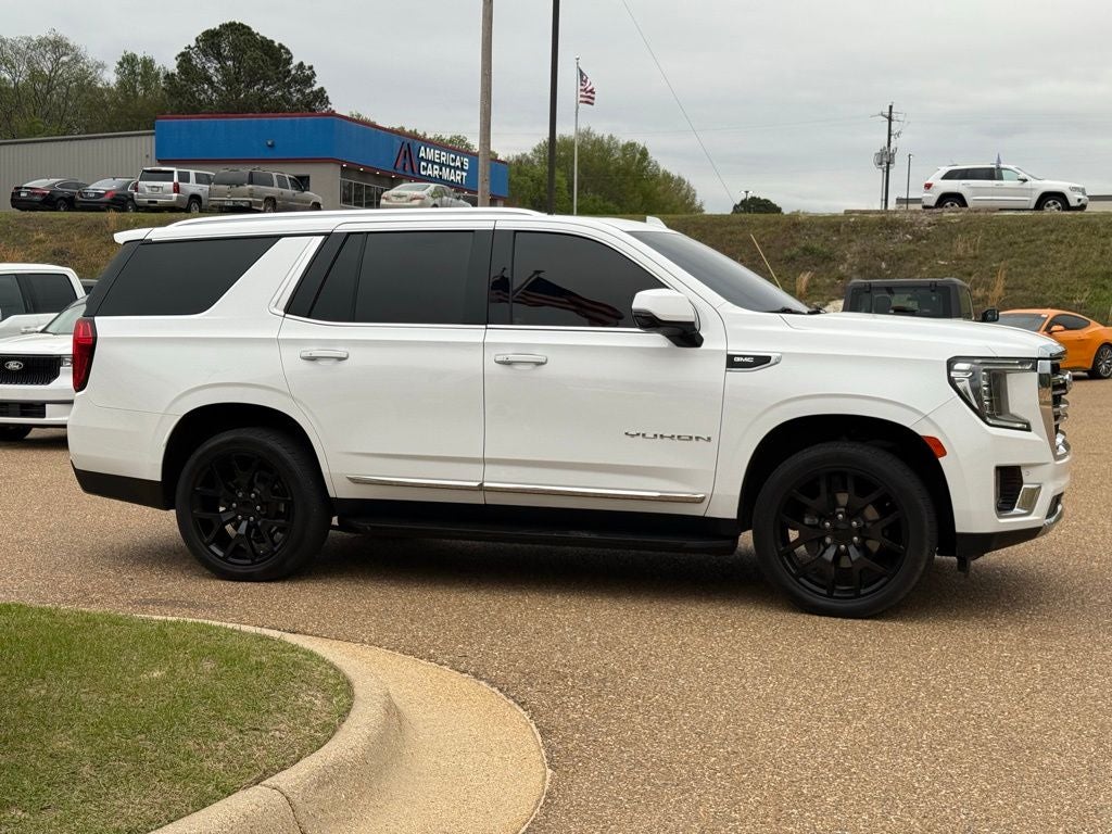 2022 GMC Yukon SLT