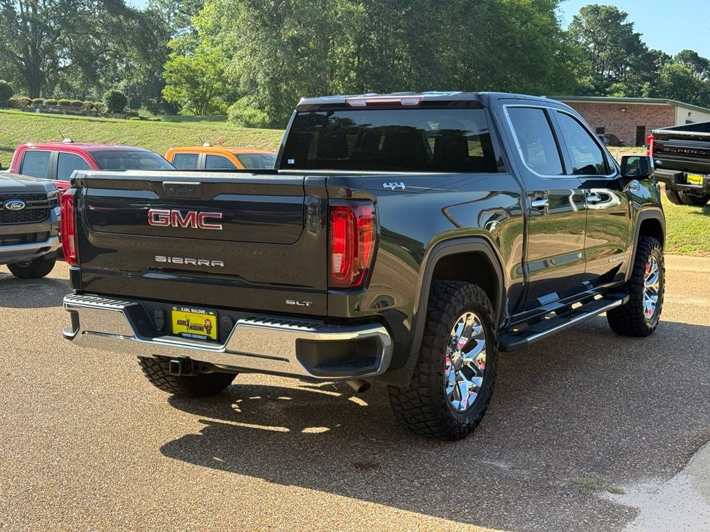 2022 GMC Sierra 1500 SLT