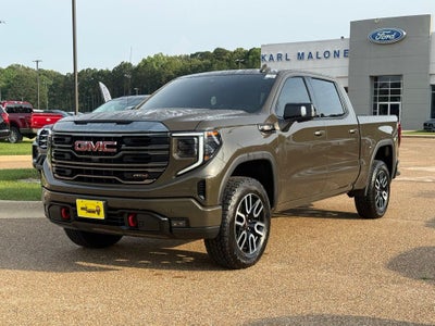 2024 GMC Sierra 1500 AT4