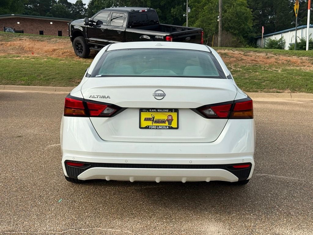 2025 Nissan Altima 2.5 SV