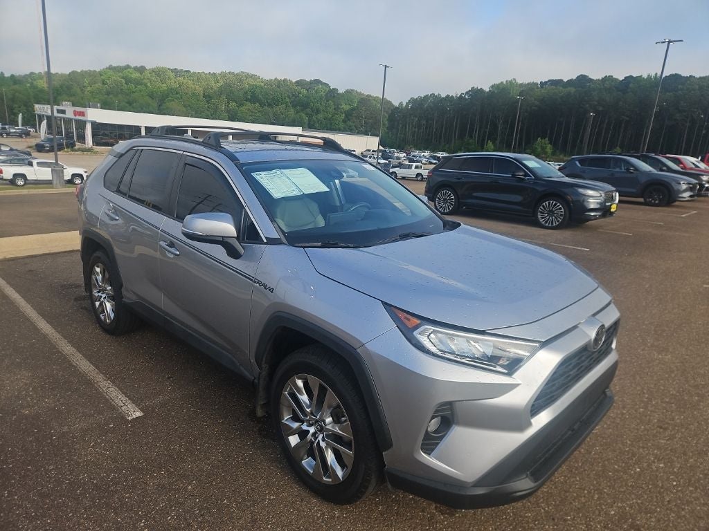 2021 Toyota RAV4 XLE Premium
