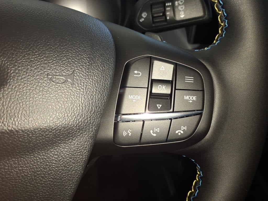 2025 Ford Maverick Lobo High