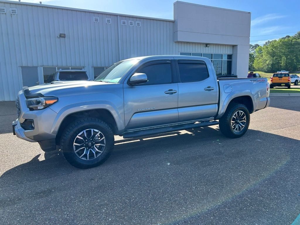2023 Toyota Tacoma TRD Sport V6