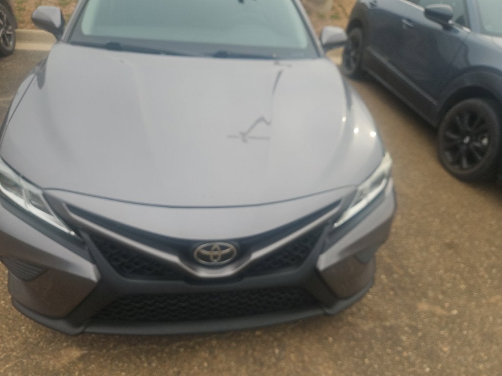 2018 Toyota Camry SE
