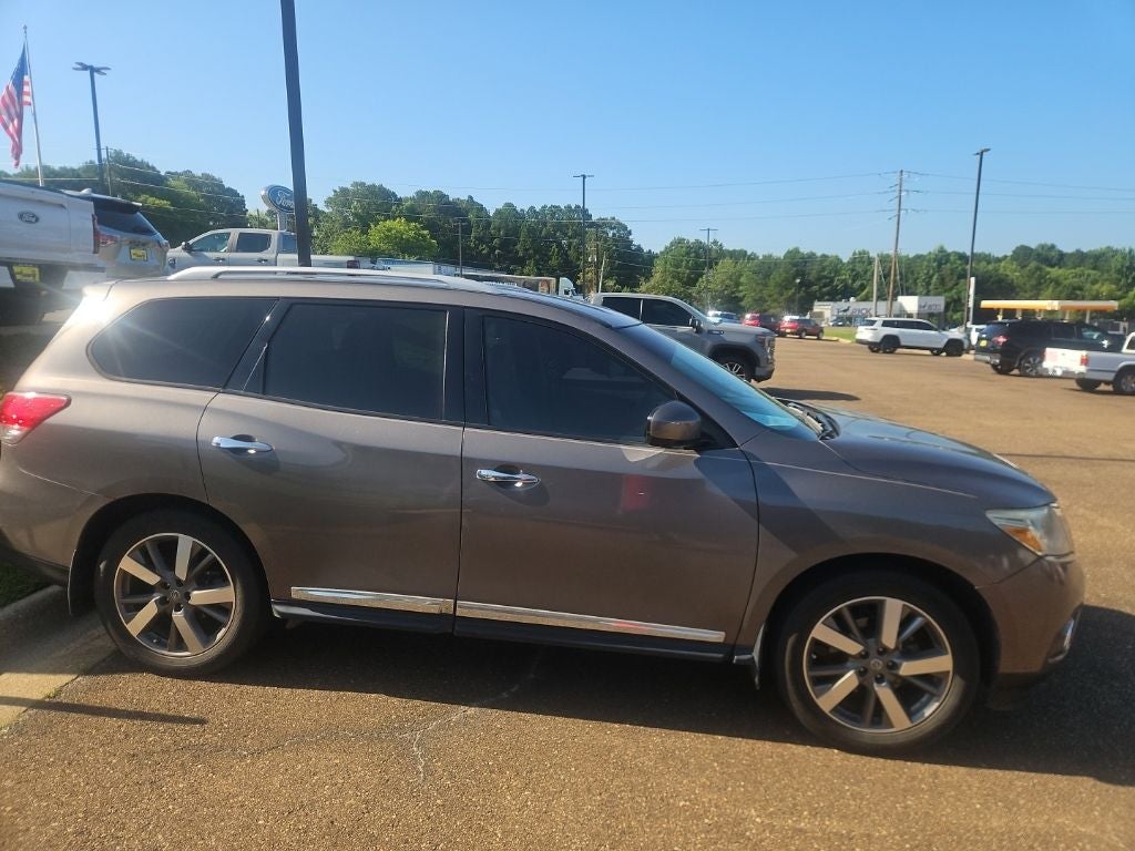 2014 Nissan Pathfinder Platinum