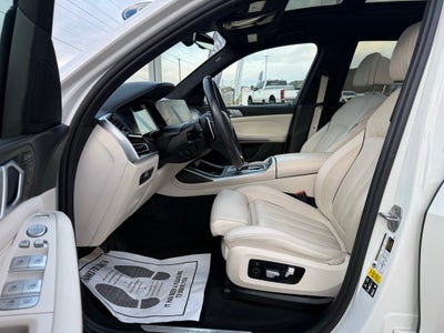 2022 BMW X7 xDrive40i