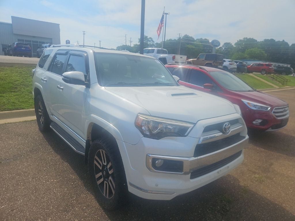 2016 Toyota 4Runner Limited 4x4 V6's photo