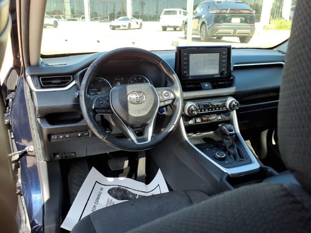 2021 Toyota RAV4 Hybrid XLE