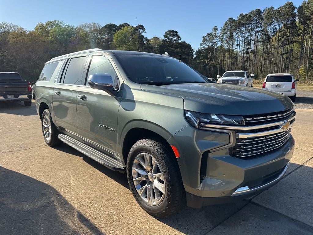 2023 Chevrolet Suburban Premier