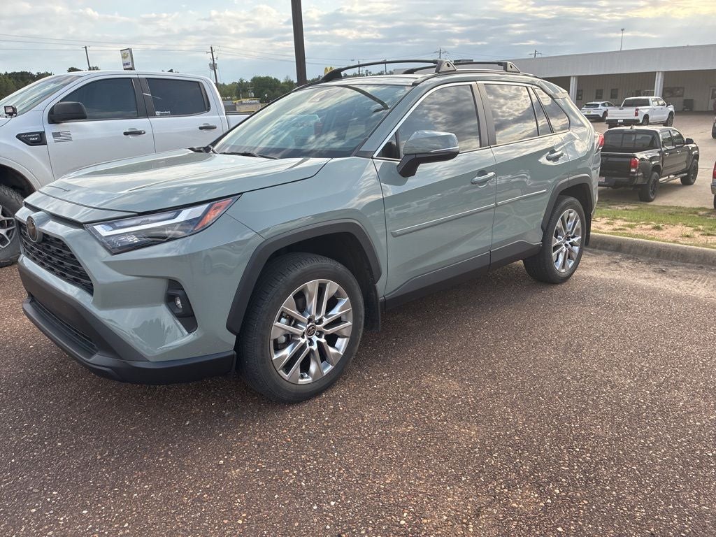 2023 Toyota RAV4 XLE Premium