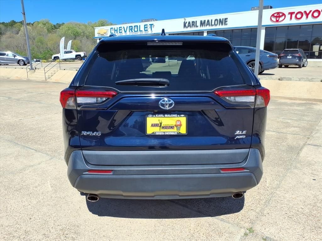 2022 Toyota RAV4 XLE