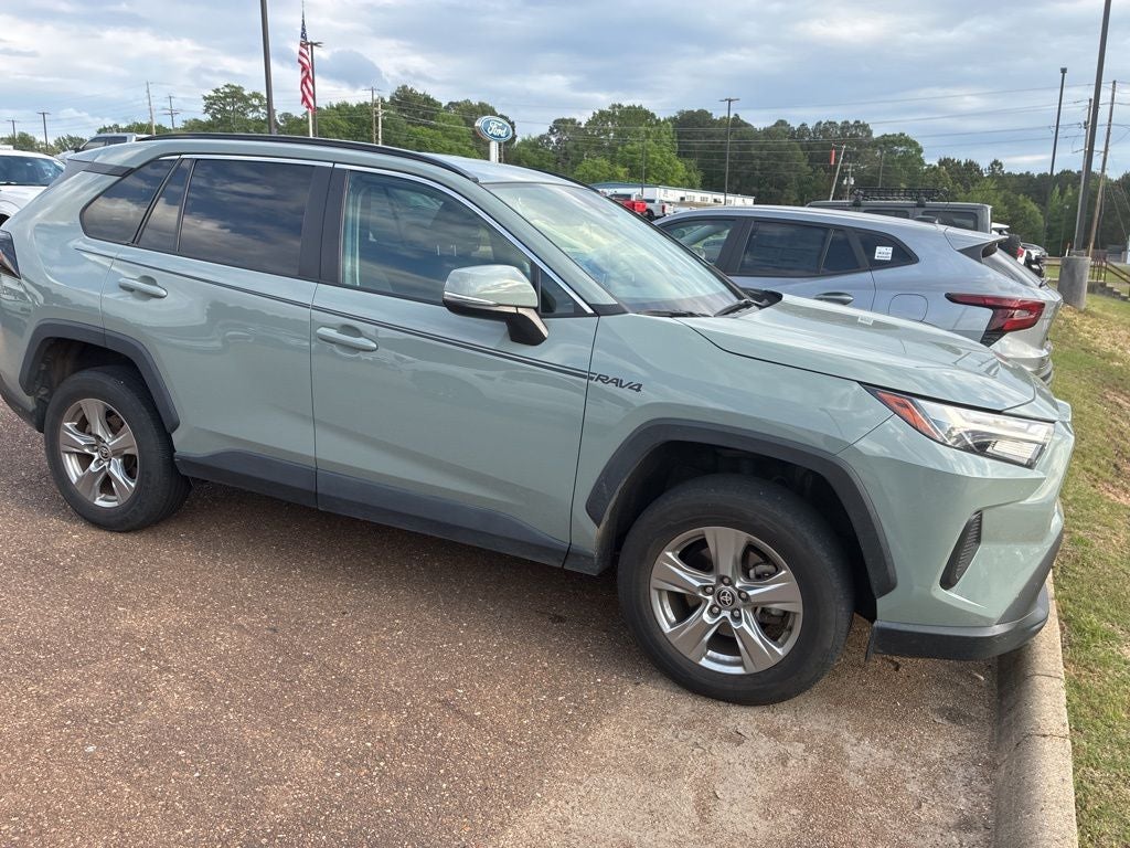 2023 Toyota RAV4 XLE