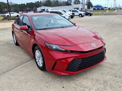 2025 Toyota CAMRY LE