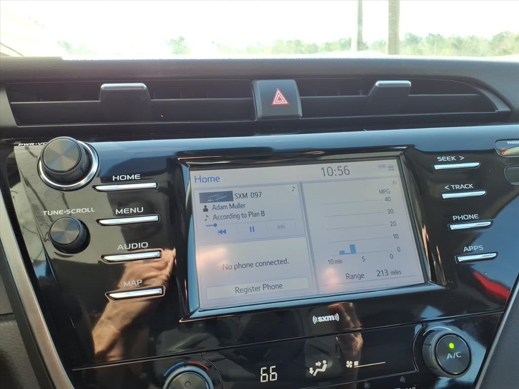 2020 Toyota CAMRY SE