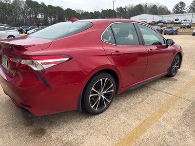 2020 Toyota CAMRY SE