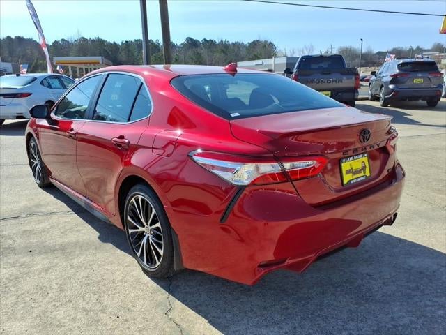 2020 Toyota CAMRY SE